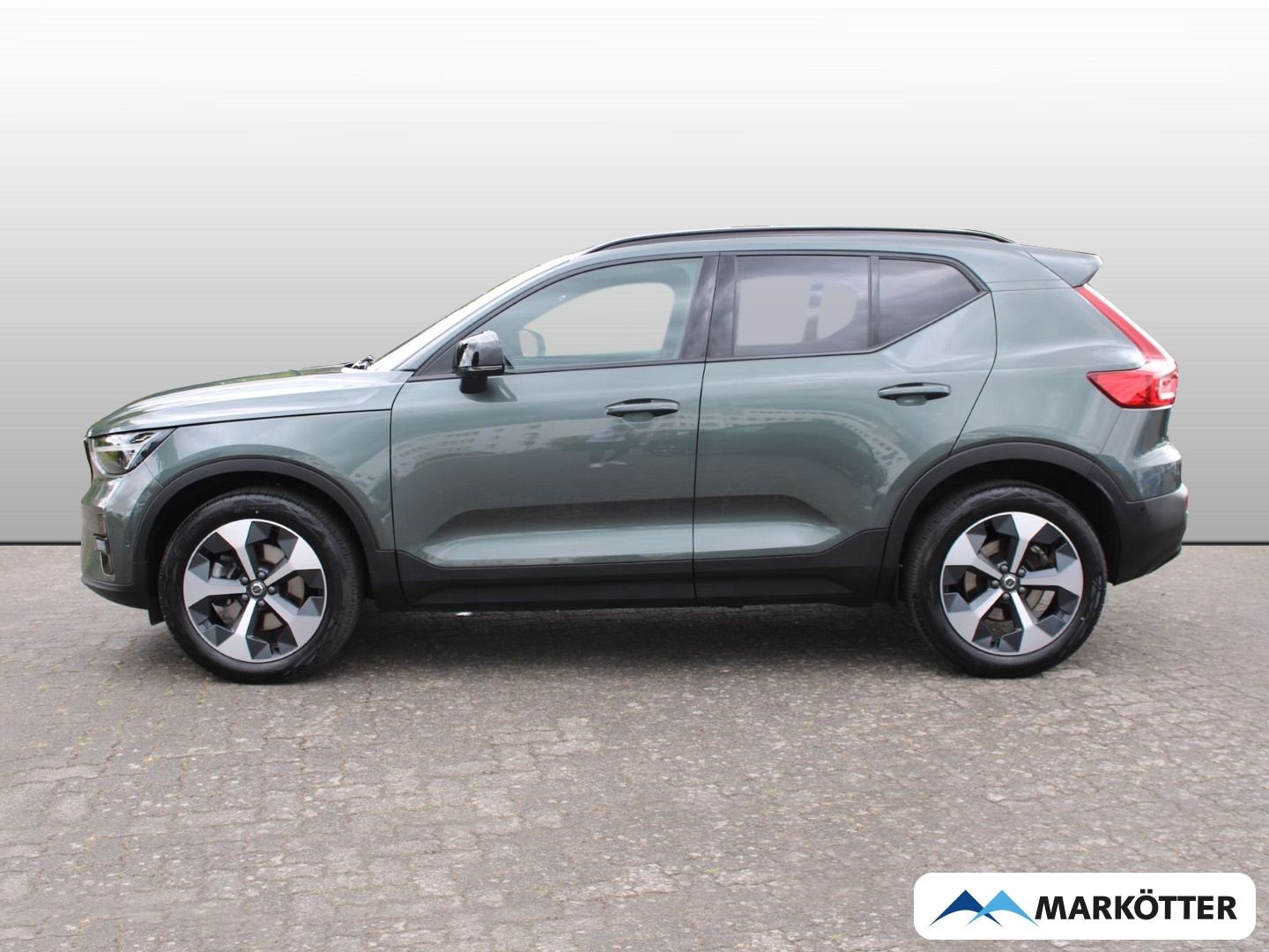 Volvo XC40 B4 Plus Dark Pixel-LED/360/H&K/LHZ/FSHZ/19' foto 3