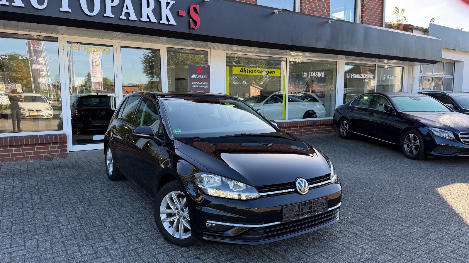 Volkswagen Golf VII Lim. Comfortline BMT | NAVI | TÜV | AHK