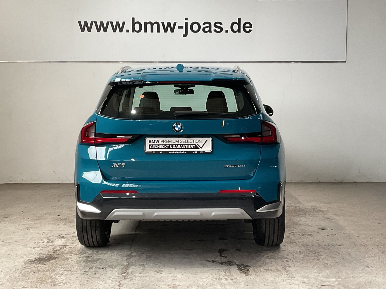 Fahrzeugabbildung BMW X1 sDrive18i xLine Head-Up Komfortzugang