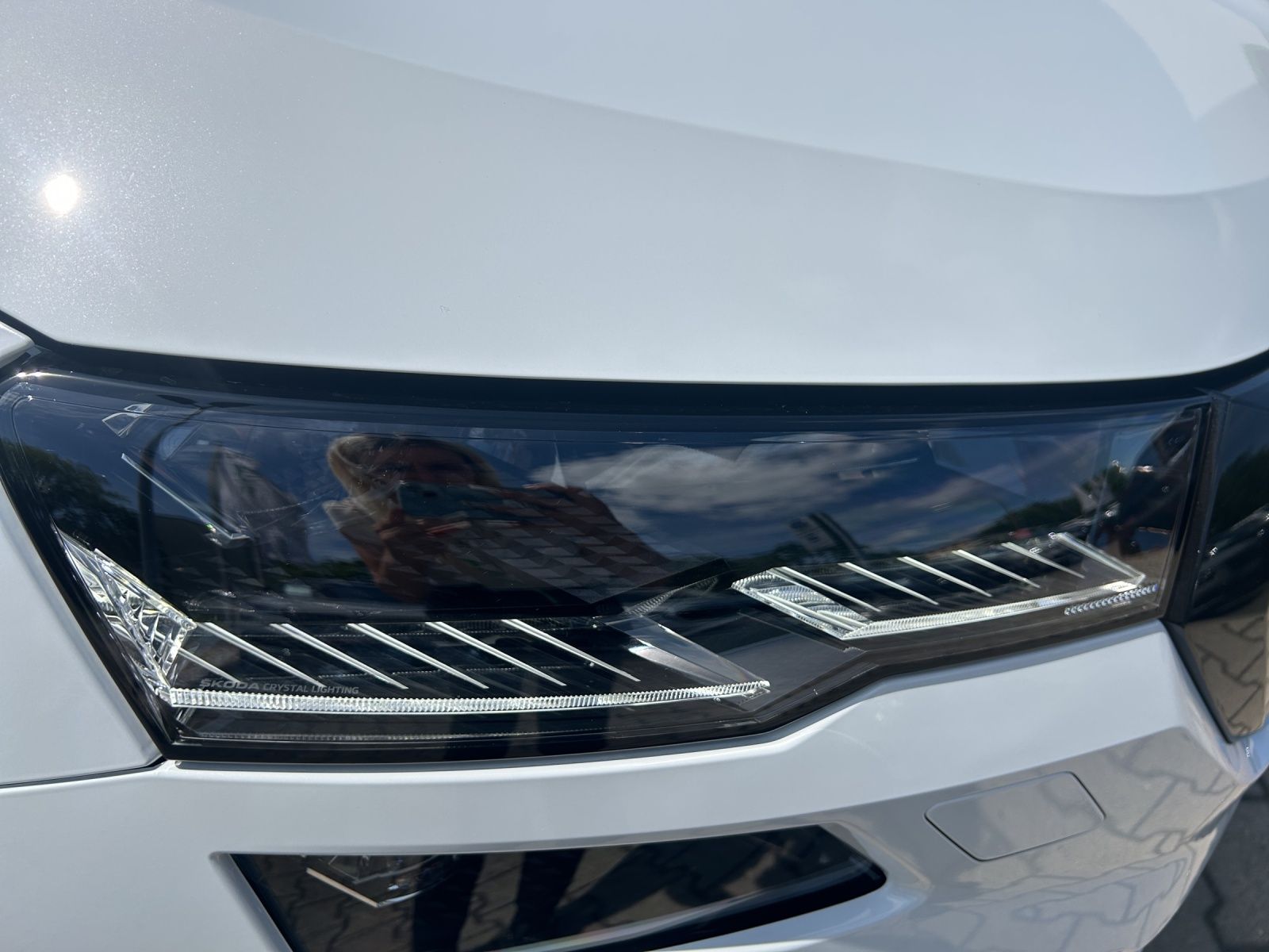 Fahrzeugabbildung SKODA Karoq 2.0 TDI Sportline MATRIX AHK