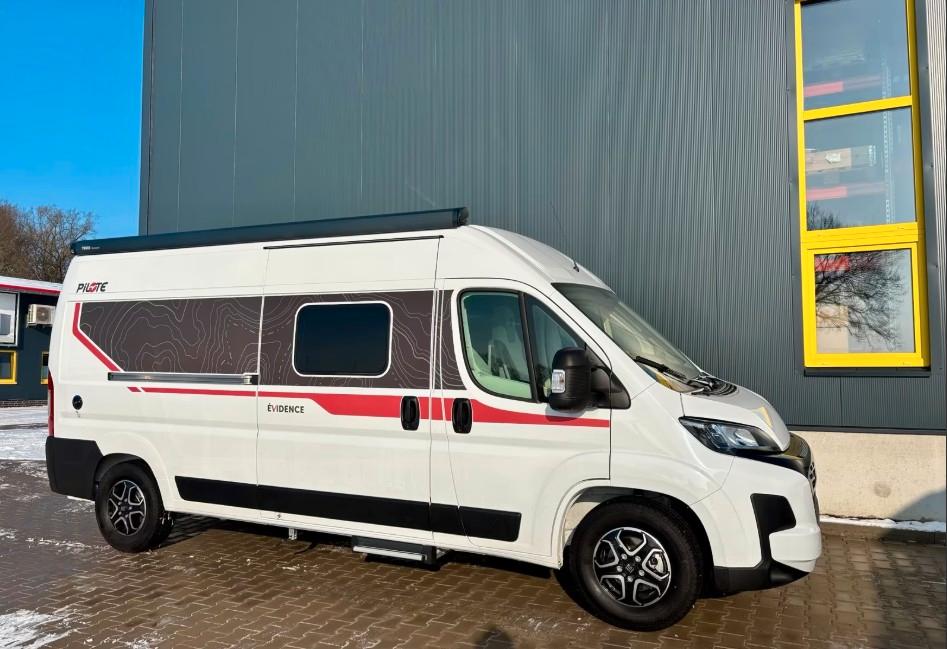 Pilote V600G Evidence Lithium*Automatik*MJ2026
