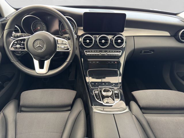 Fahrzeugabbildung Mercedes-Benz C 200 Td Avantgarde LED+Kamera+CarPlay+DAB+AHK