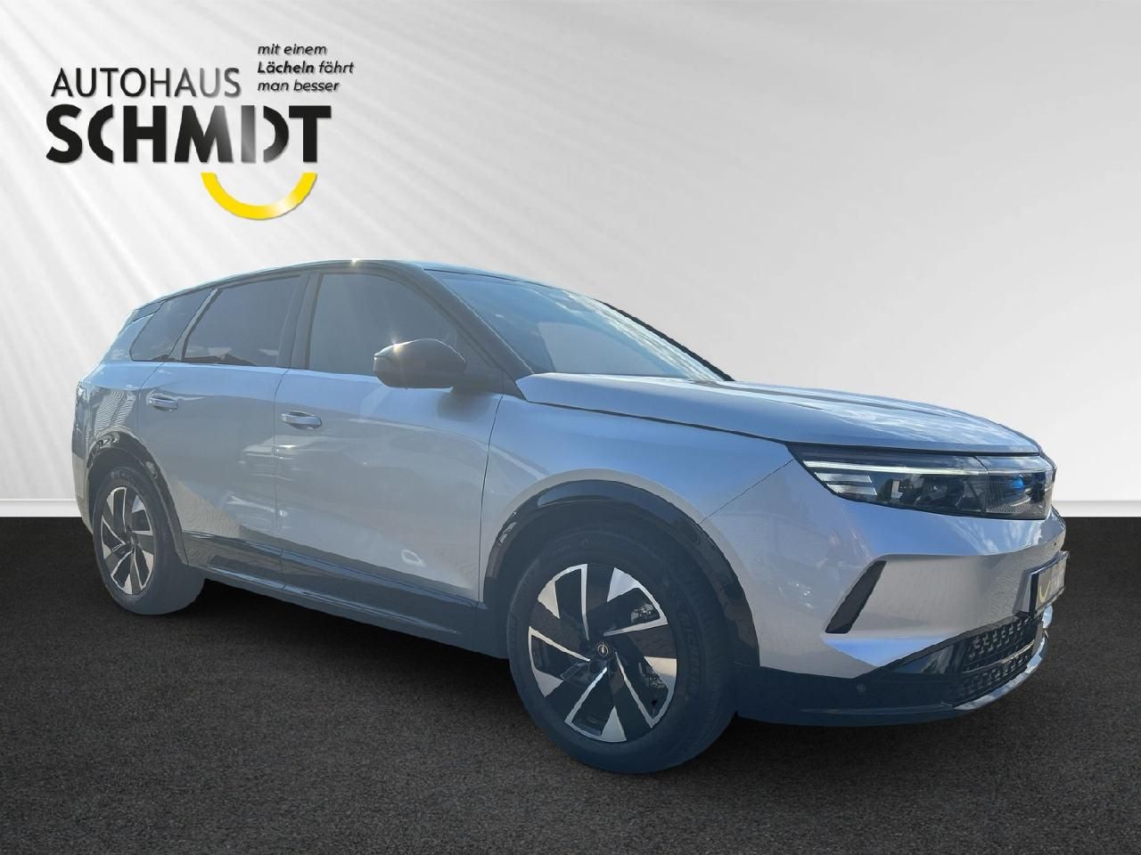 Fahrzeugabbildung Opel Grandland Electric 82 KWh - 157 kW GS