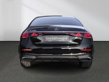 Mercedes E 200 - 5