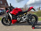 Ducati Streetfighter V2 955 - Ducati Streetfighter V2 S