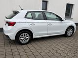 Skoda Fabia 1.0l TSI Essence (PDC,Alu,GRA,5/100) - Skoda Fabia: E10