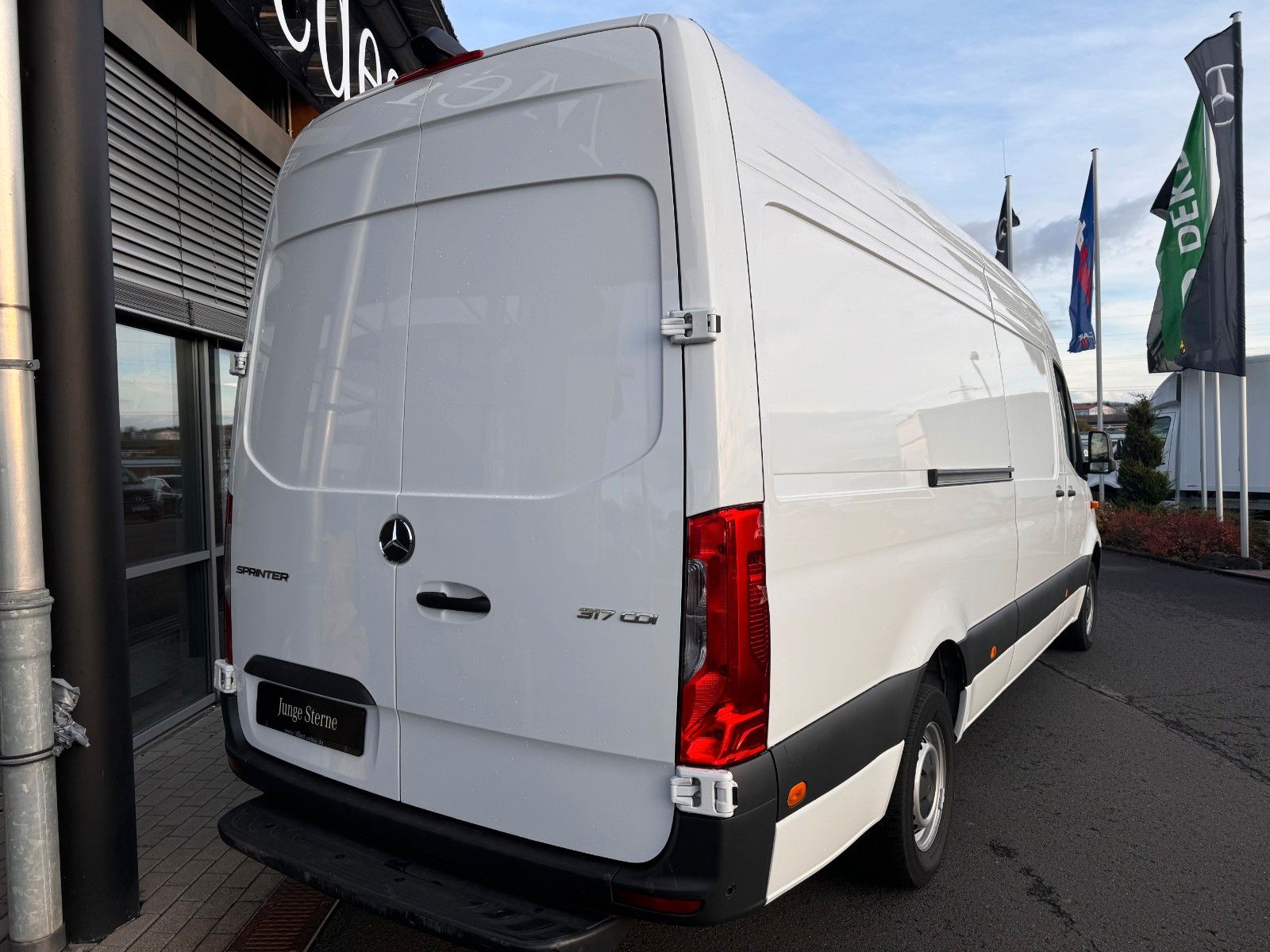 Fahrzeugabbildung Mercedes-Benz Sprinter 317 CDI 4325 9G Klima Kamera