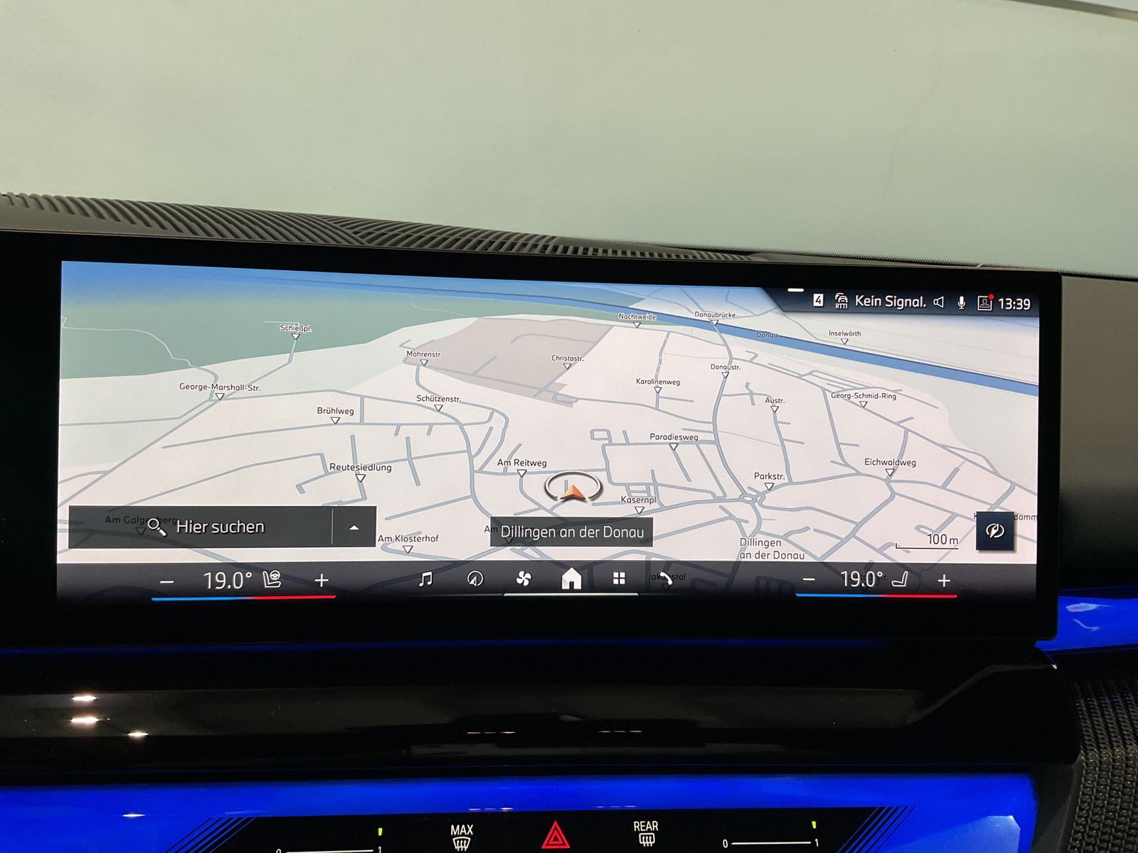 Fahrzeugeinzelansicht 9 Fahrzeugabbildung BMW 550e xDrive Limousine M Sportpaket AHK