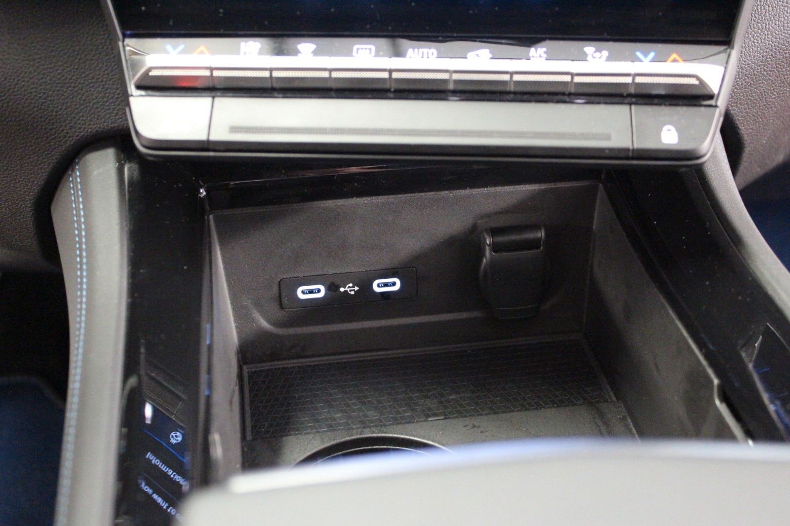 Fahrzeugabbildung Renault Rafale Full Hybrid E-Tech 200 Esprit Alpine