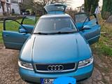 Audi2001NeuTuvKm93400 - gebrauchte Audi A4 aus dem Jahr 2001