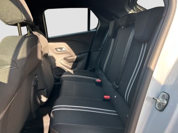 Fotografie 9 des Opel Corsa 1.2 GS Allwetter Sitzh. beh. Lenkr. CarPla