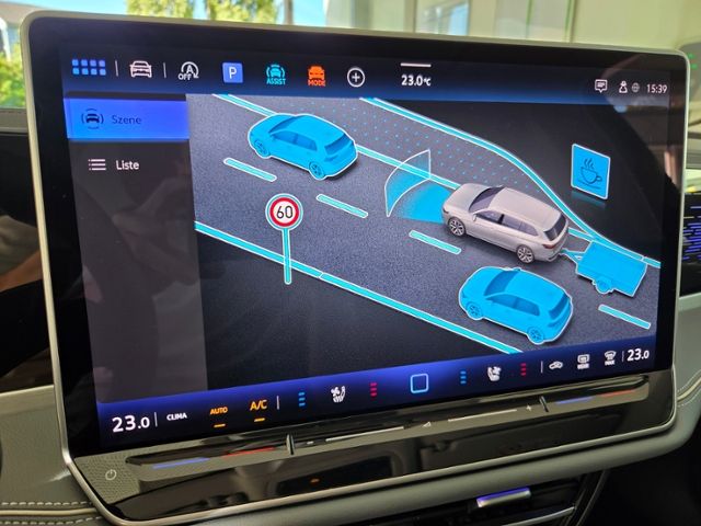 Passat Variant Elegance 2.0 TDI MATRIX PANO STH