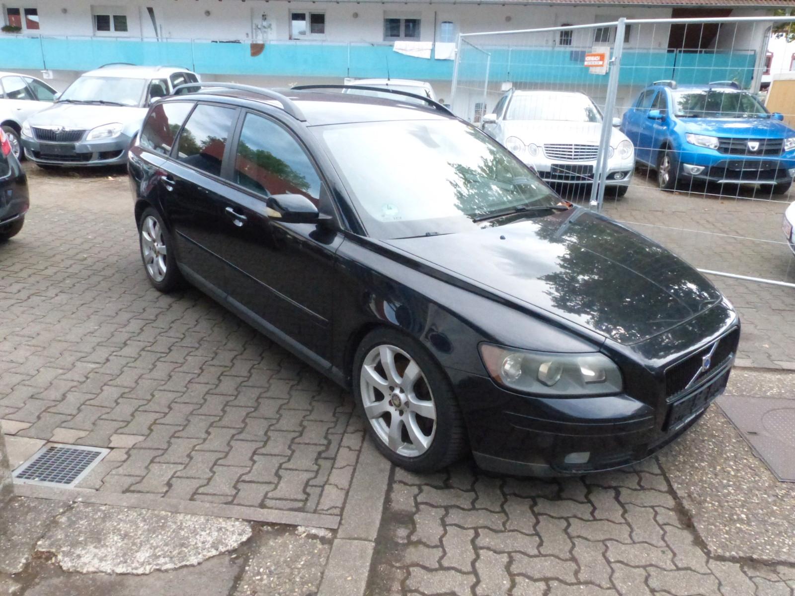Volvo V50 2006 — interior