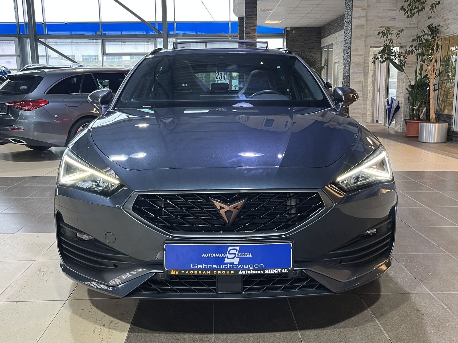 Cupra Leon VZ e-Hybrid Pano. LED Navi Ambientelicht imagem 2