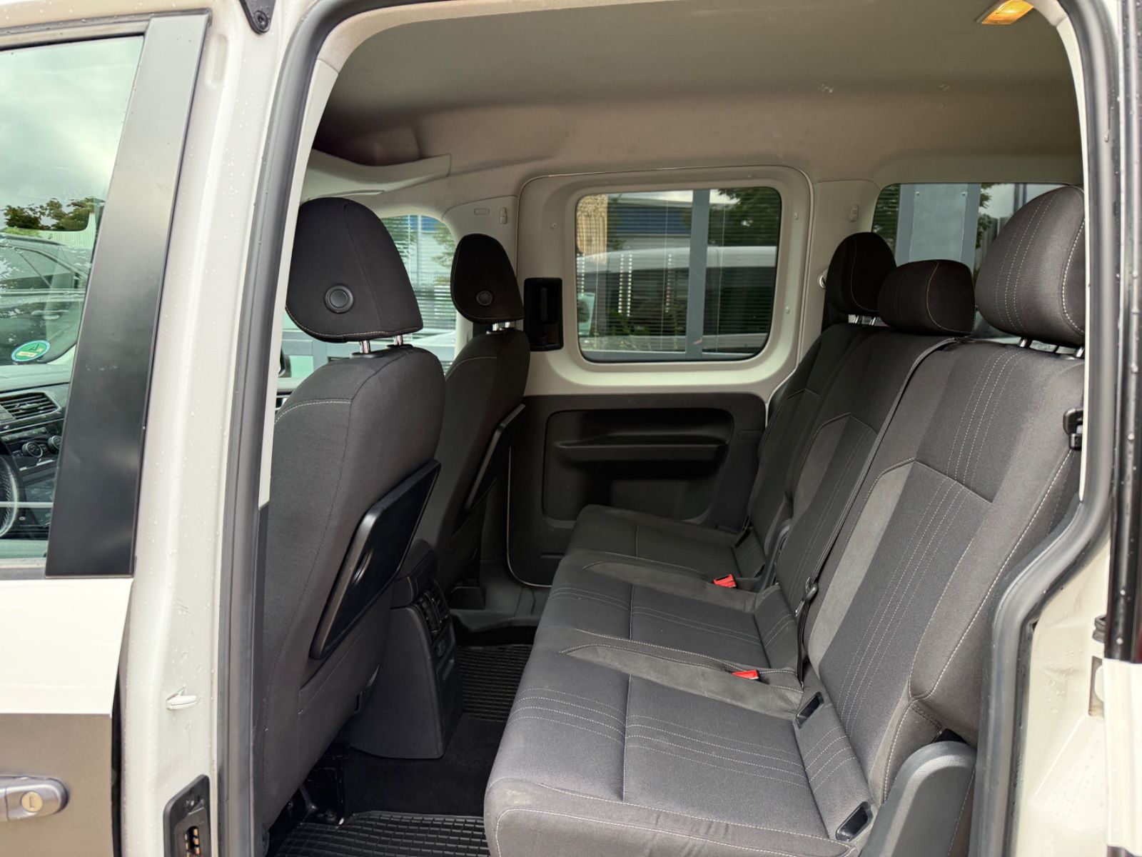 VW Caddy Caddy 2.0 TDI Alltrack 4Motion*DSG*Bi-Xenon*AHK*, Ansicht 16
