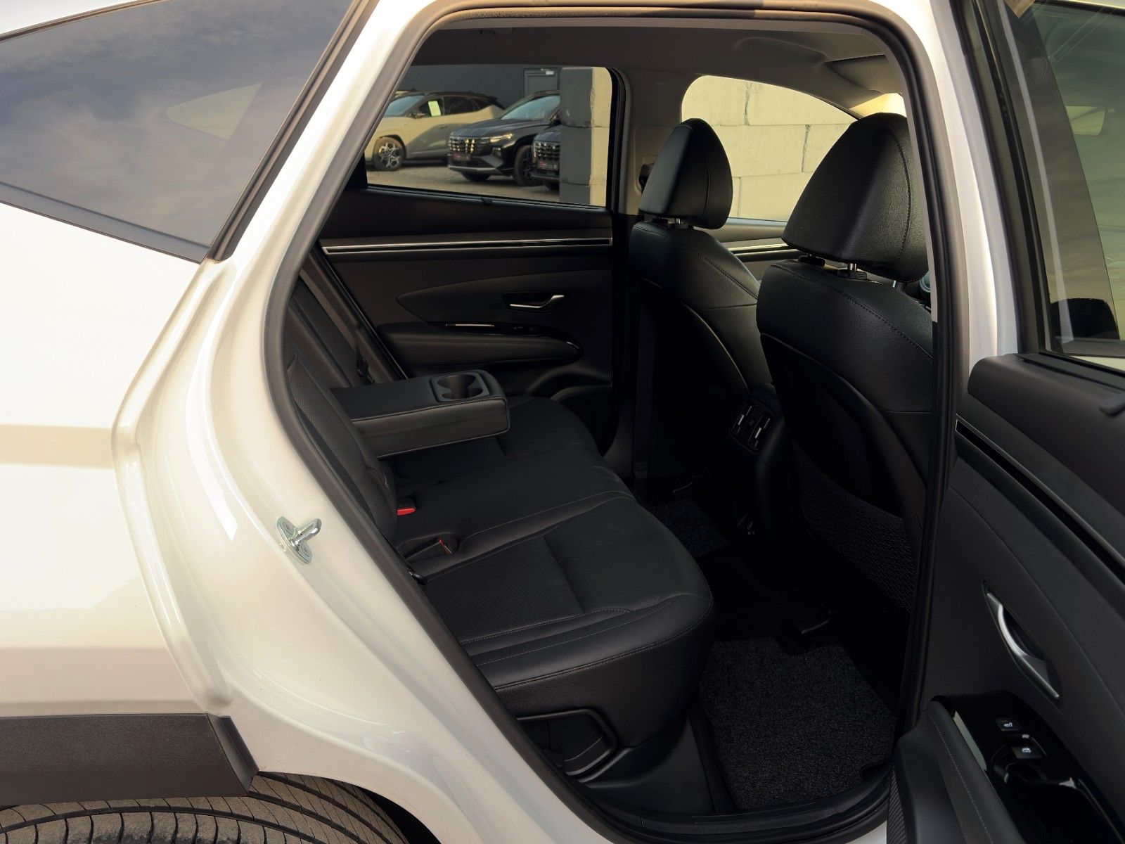 Fahrzeugabbildung Hyundai Tucson 1.6 T-GDI PHEV 4WD Prime Leder 360° ACC