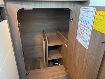 Carado V 132 PRO+ TV NAVI KAMERA KLIMA ALU DPF