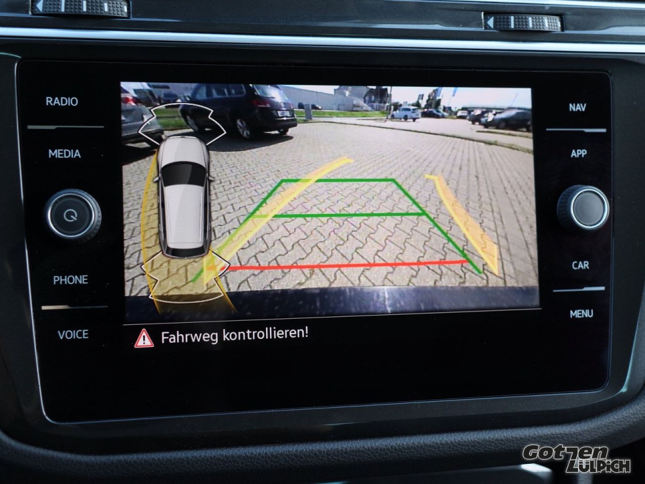 Fahrzeugabbildung Volkswagen Tiguan Active 1.5 TSI Navi LED PDC Rear View