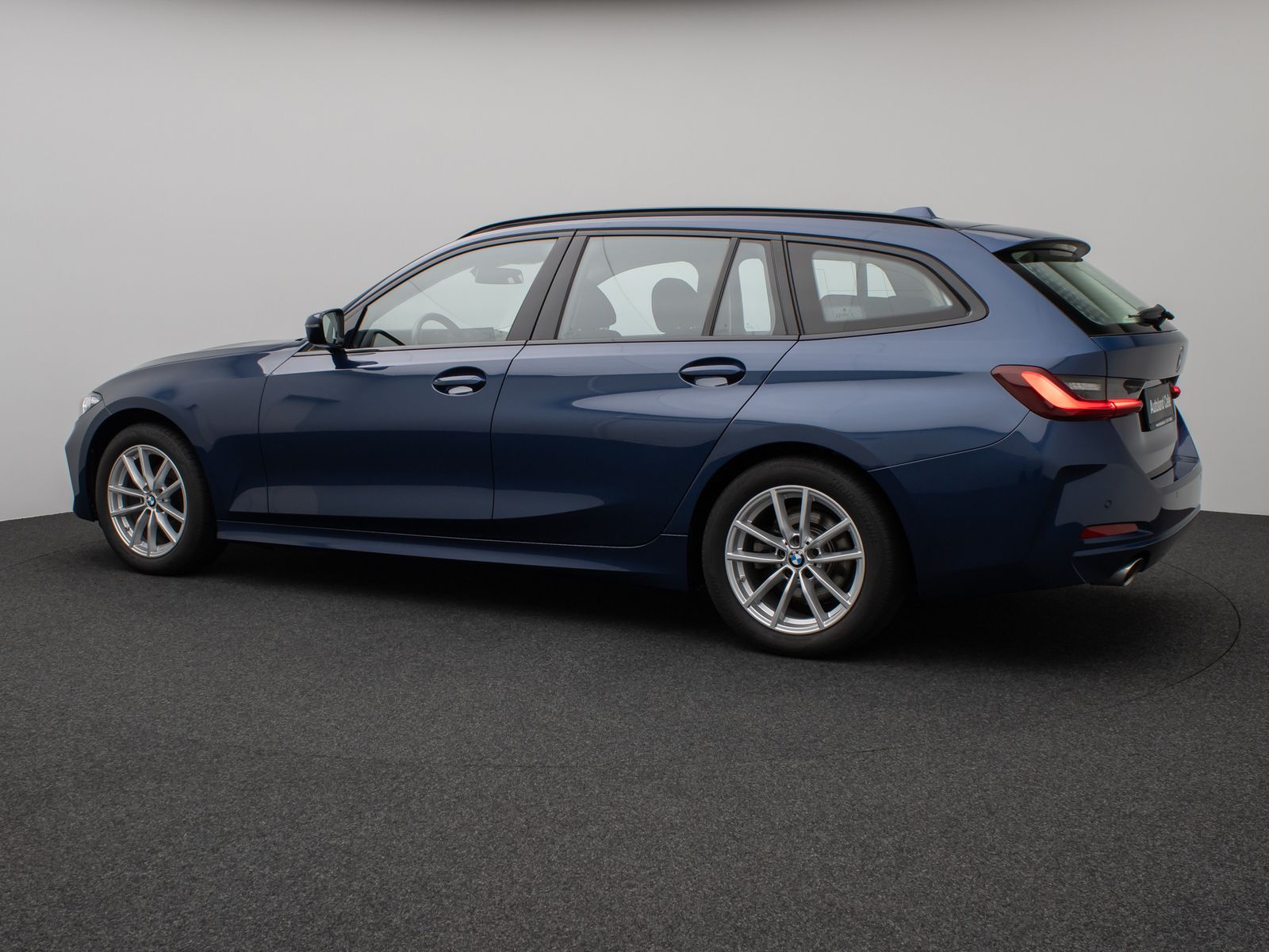 Fahrzeugabbildung BMW 318i DAB CockPit+ Widscreen Geschwindigkeitsreg
