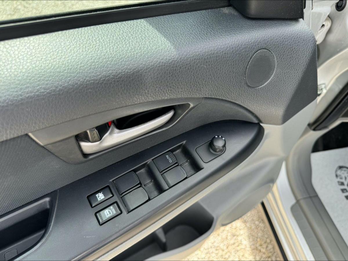 Suzuki SX4 2007 — photo 9