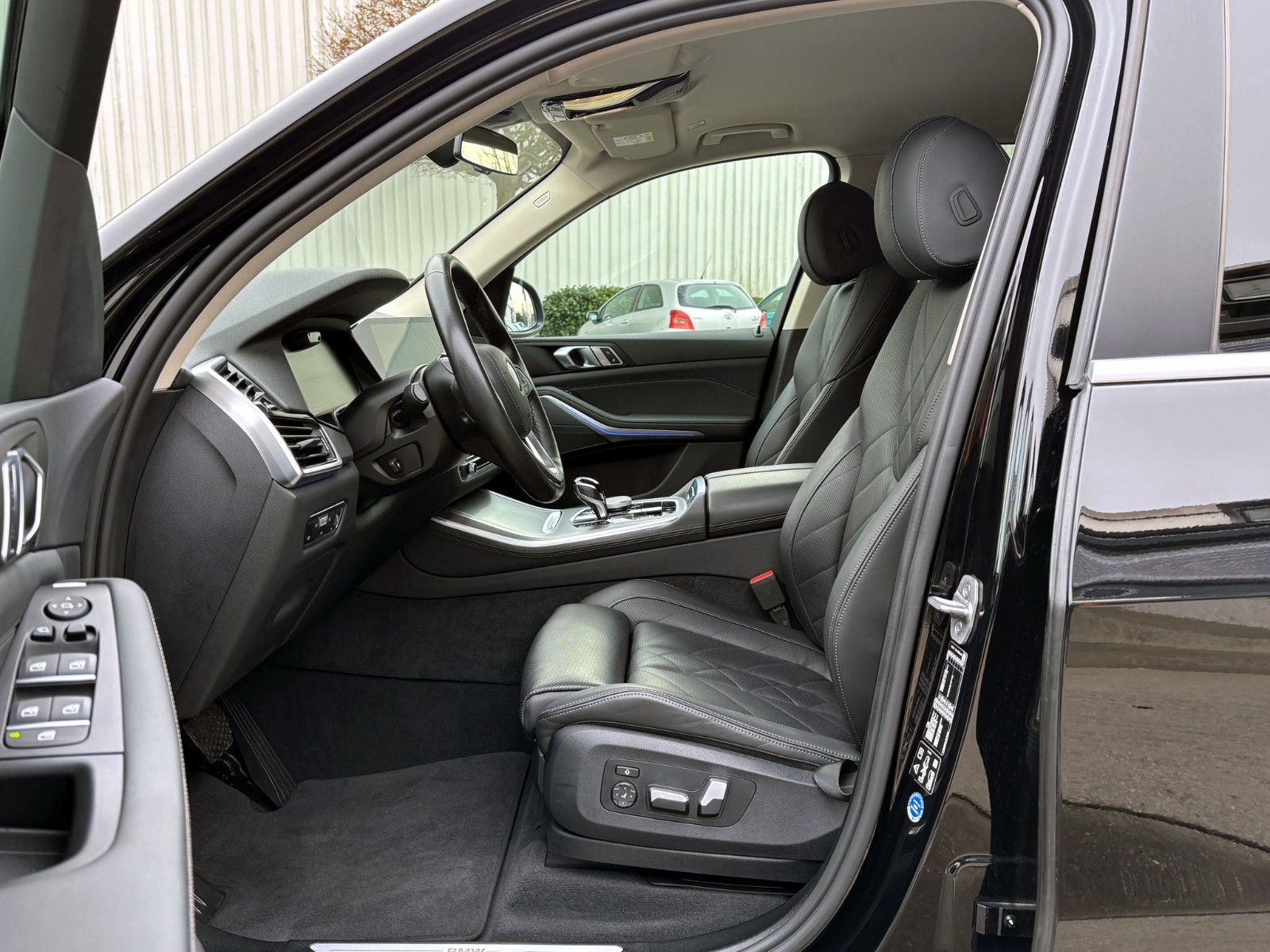 Fahrzeugabbildung BMW X5 xDrive 40i Steptr. ACC 360° LED CarPlay SHZ