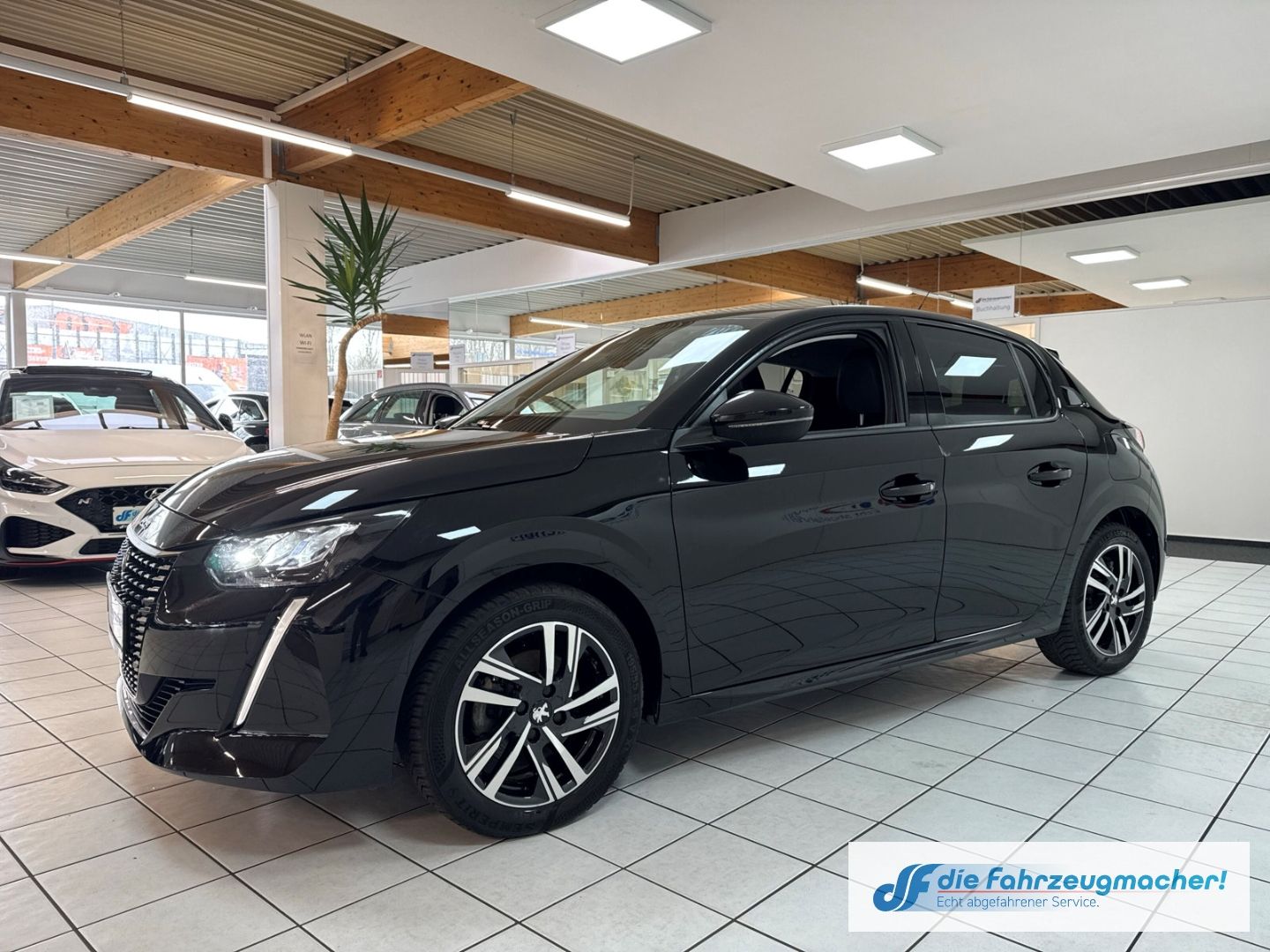 Fahrzeugabbildung Peugeot 208 Allure Navi LED Klimaautom Fahrerprofil DAB