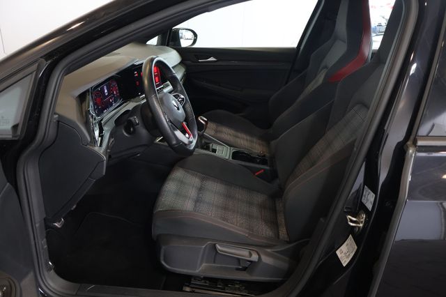 Volkswagen Golf VIII GTI 2.0 TSI AID+LED+CARPLAY+AMBIENT