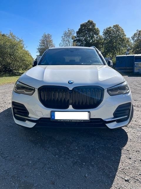 Image of BMW X5