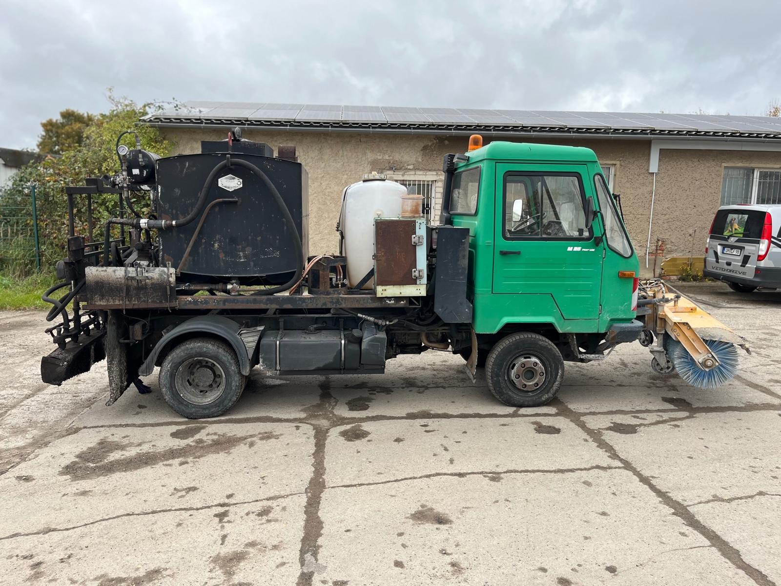 Andere Multicar WEIRO Bitumspritze/ TEER Asphalt