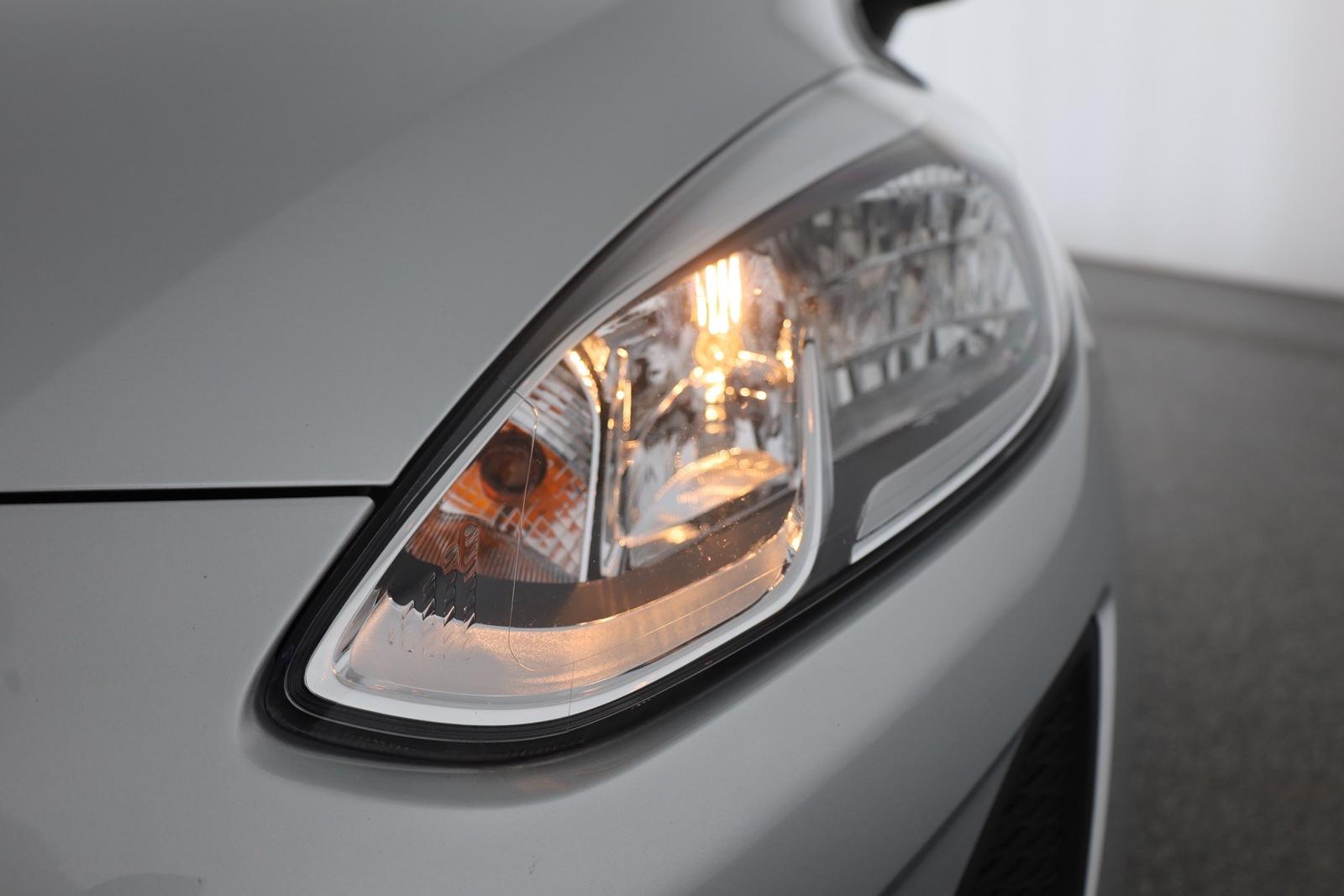Ford Fiesta 1.1 Trend SYNC Winterpaket Spurhalte PDC