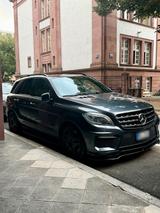 Mercedes-Benz ML63 AMG TÜV Voll V8 Biturbo S - Mercedes-Benz ML 63 AMG von privat