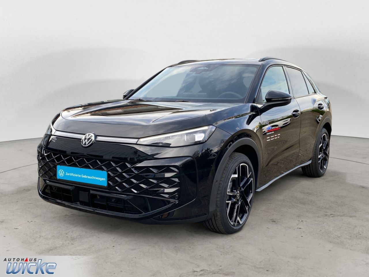 Volkswagen T-Roc 1.5 eTSI DSG R-Line NAVI KLIMA PDC PANO foto 2