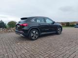 Mercedes-Benz GLA 180 DCT - - Mercedes-Benz GLA 180: Von Privat