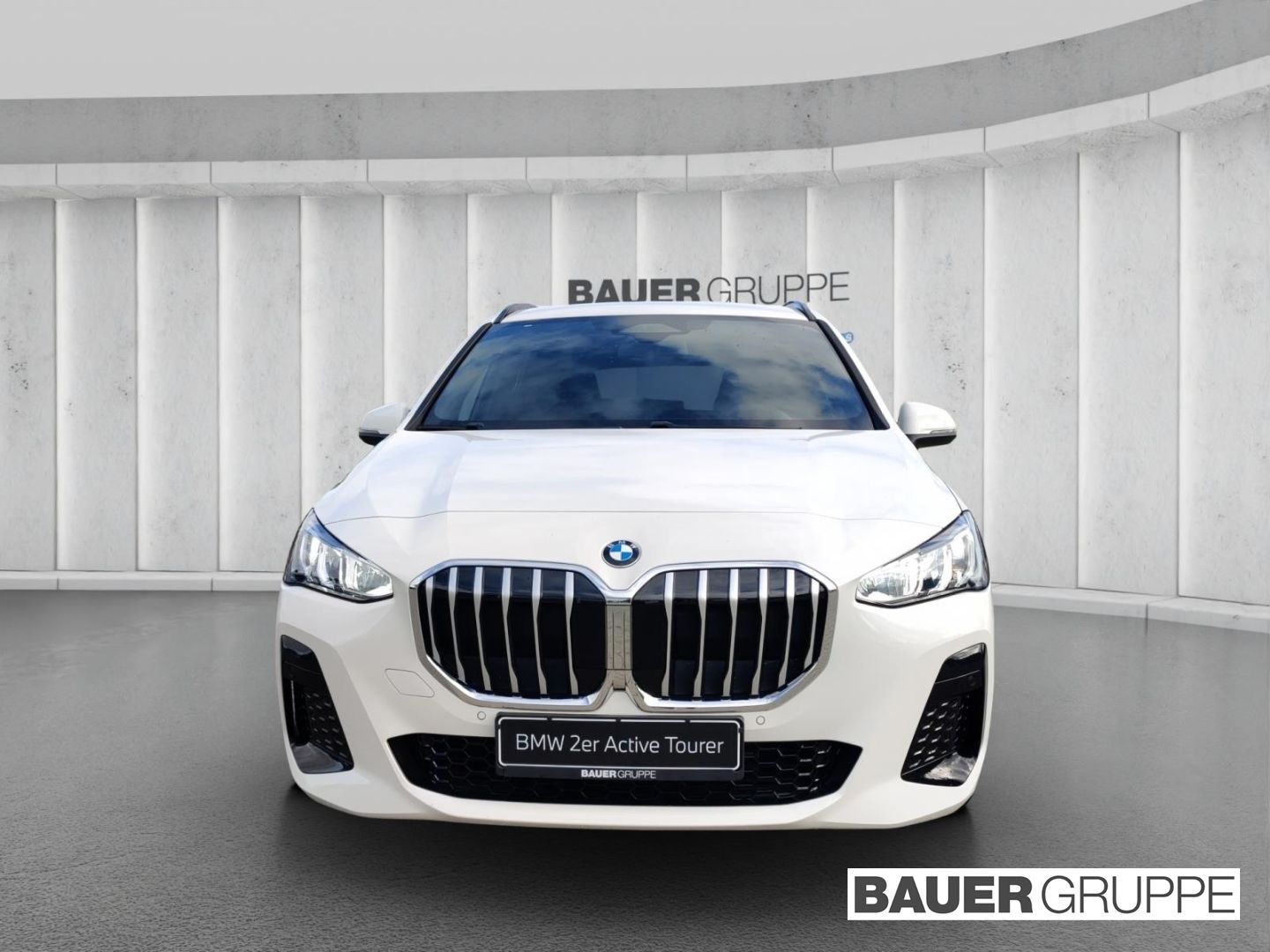 BMW 218 Active Tourer i M Sport UVP 44.860,-€ AHK Na imagem 2