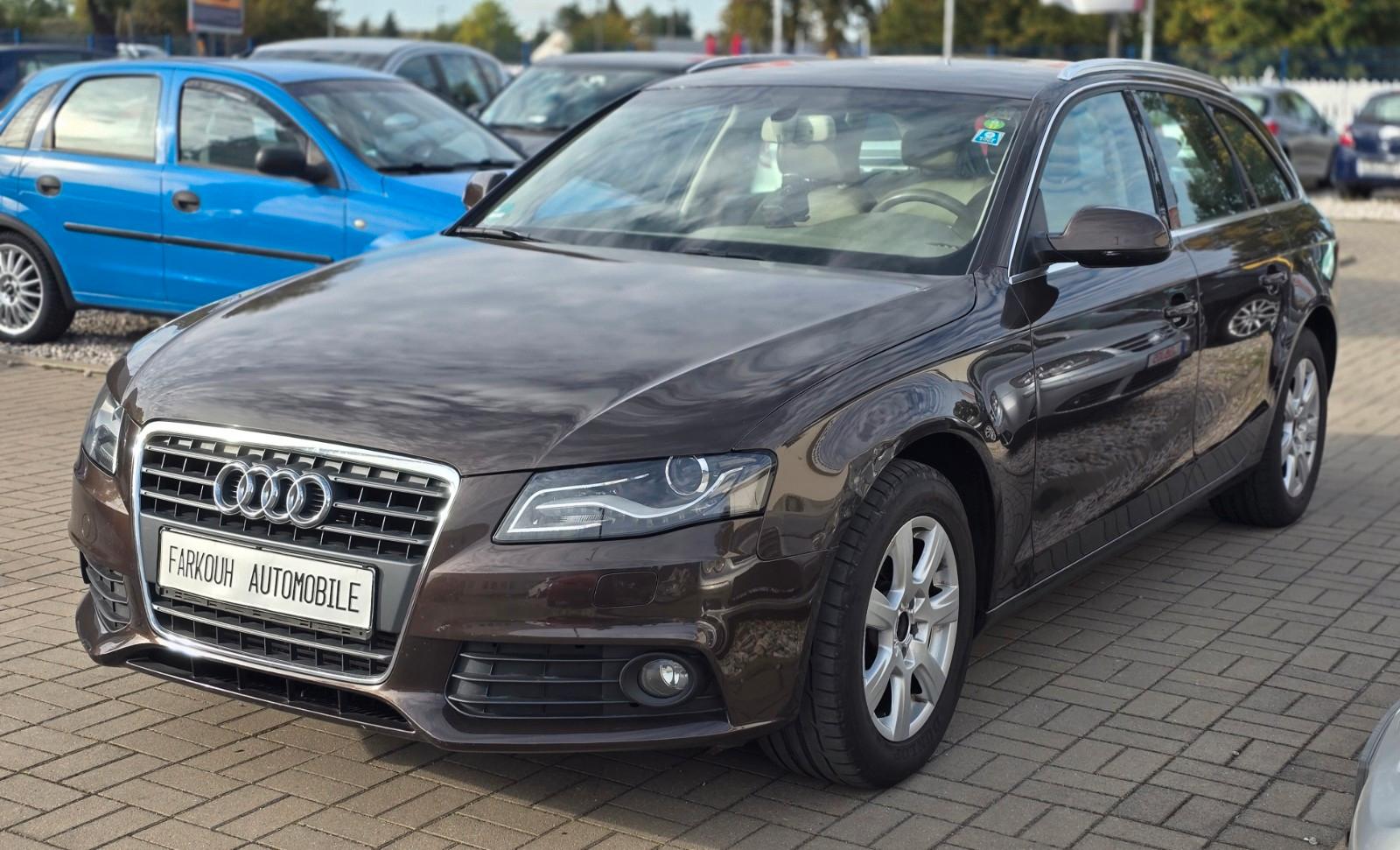 Audi A4 2011 — interior