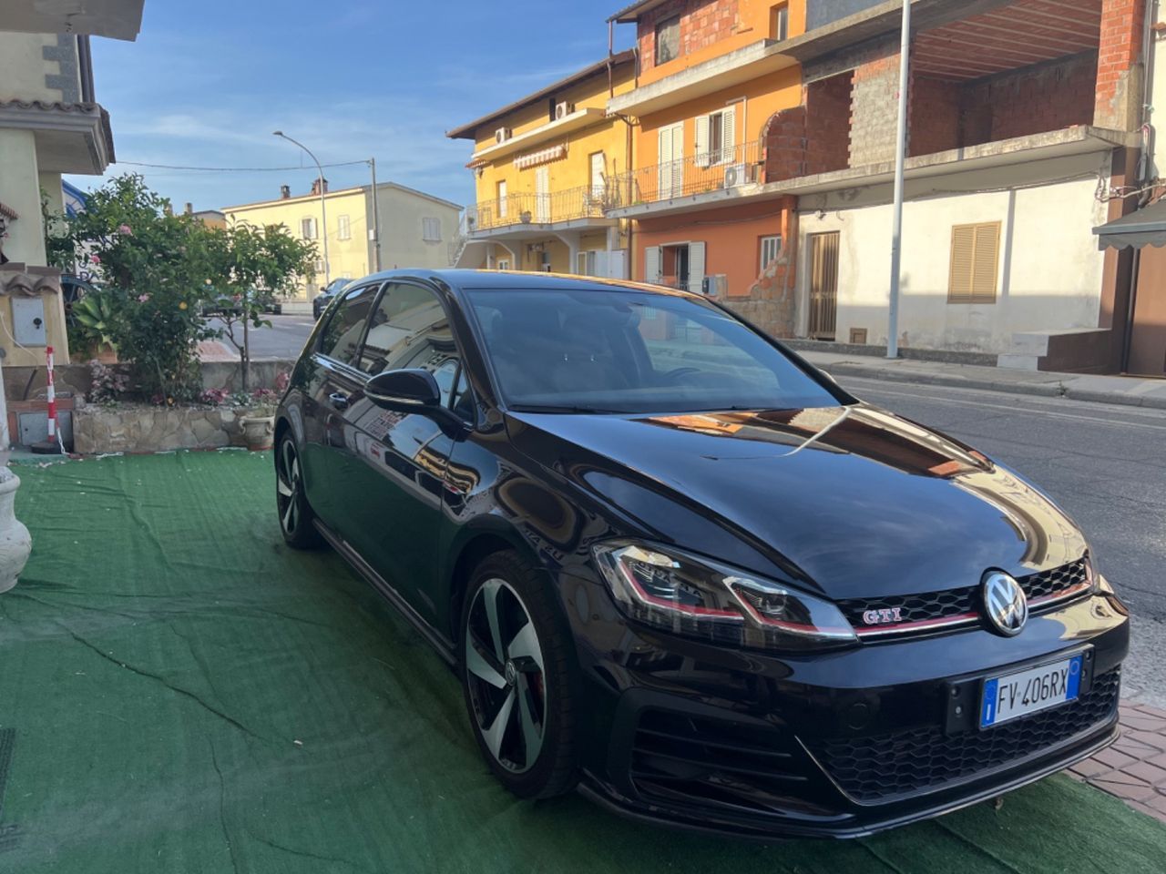 Volkswagen Golf GTI Performance 2.0 245 CV TSI imagem 2