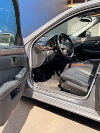 Mercedes E 200 - 7