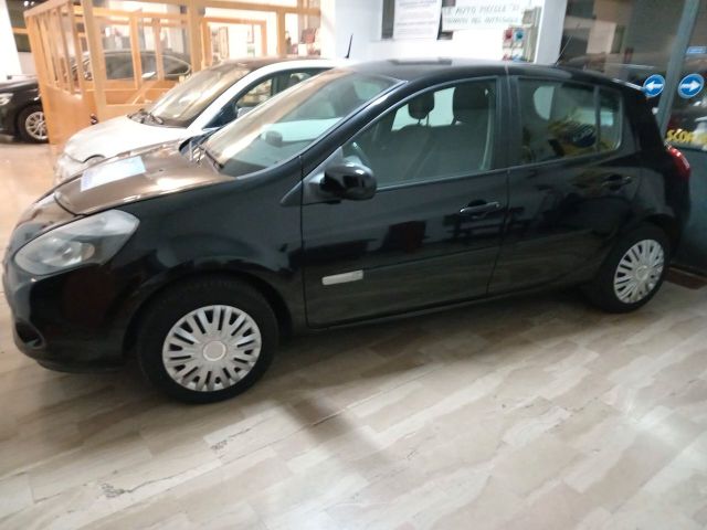 Renault Clio 1.2 16V 5 porte Dynamique DA NEOPAT