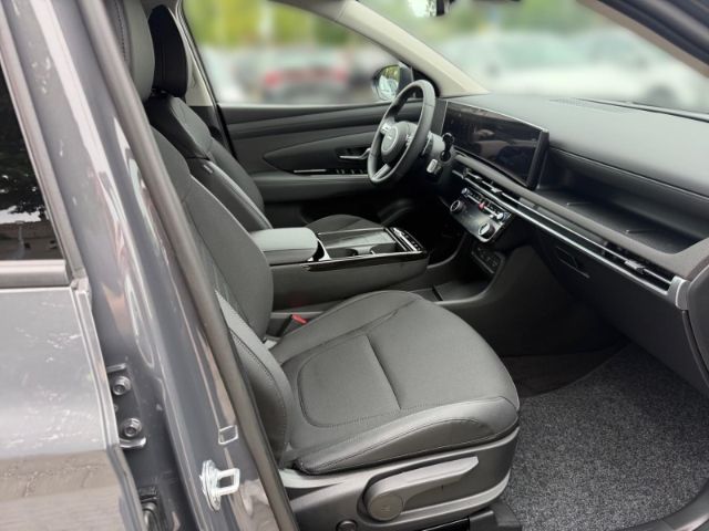 Fahrzeugabbildung Hyundai Tucson HEV 1.6 T-GDI +KLIMA+SHZ+PDC+RFK+NAVI+UVM