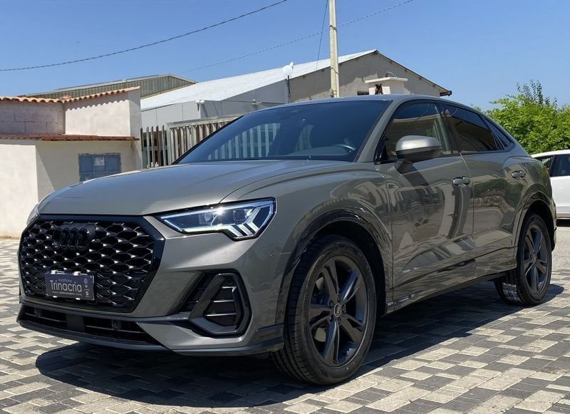 Audi Q3 SPB S Line interno 2.0 TDI 150CV S-Troni