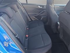 FORD Focus ST-Line X HUD Pano AHK-abnehmbar Navi Digi