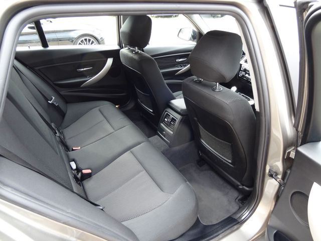 Fahrzeugabbildung BMW 318d Advantage/2.Hd/Navi/LED/AHK/SitzH/TopZust/