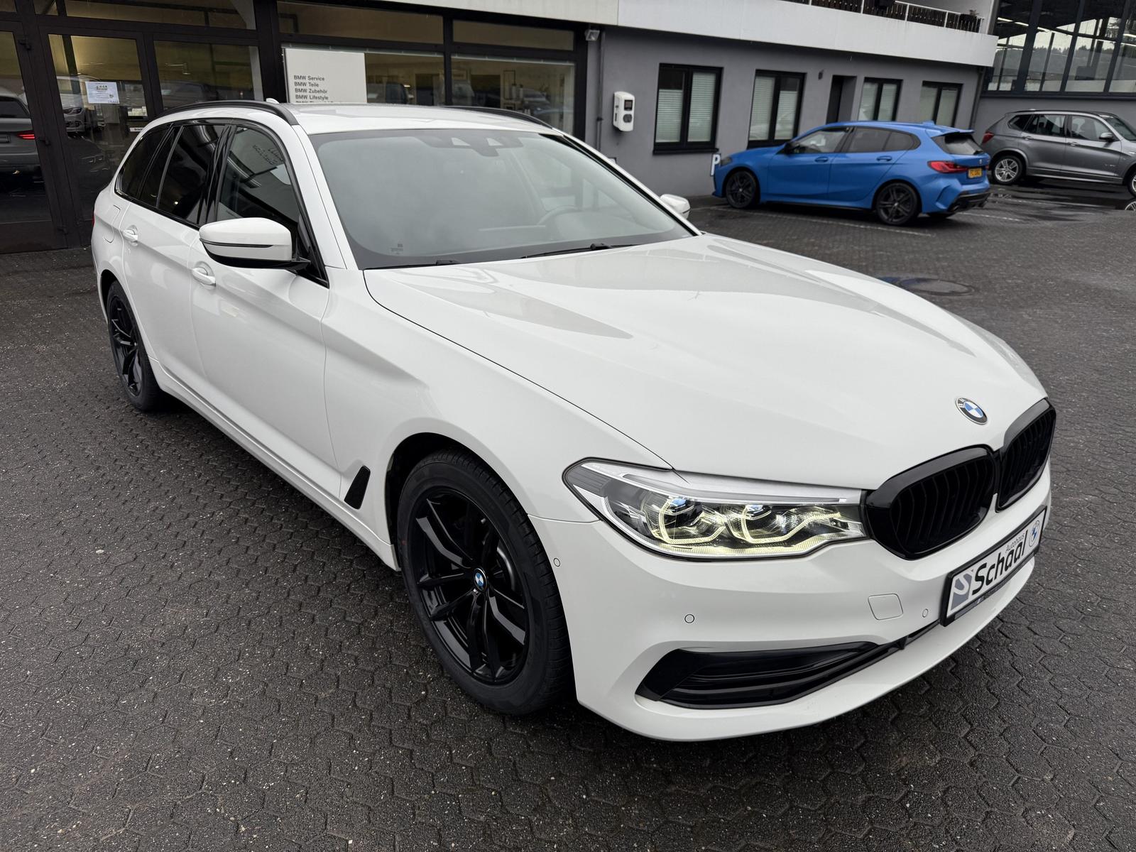 BMW 520d Touring SportLine Navi Prof. RFK SHZ DA PA