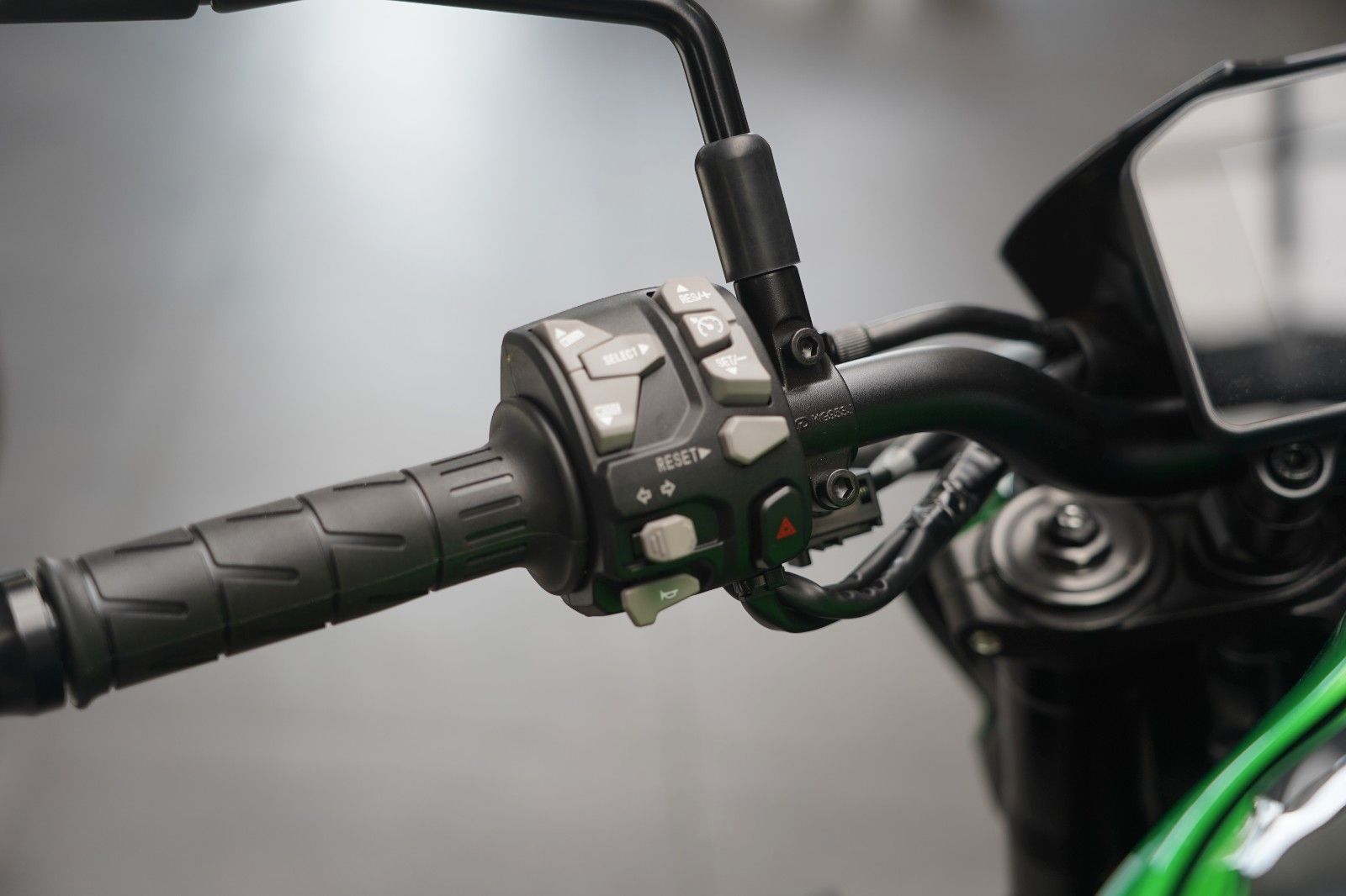 Fahrzeugabbildung Kawasaki Z900 4 Jahre Garantie