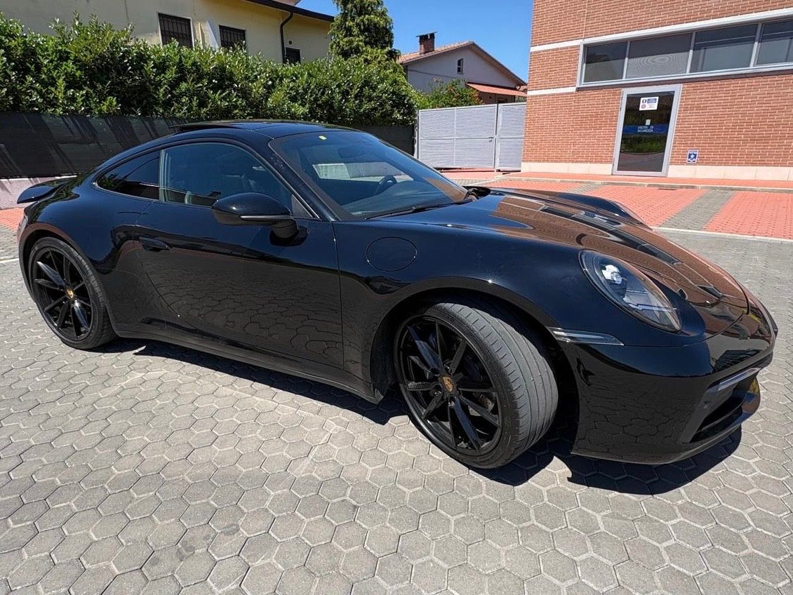 Porsche 911 Carrera imagem 2