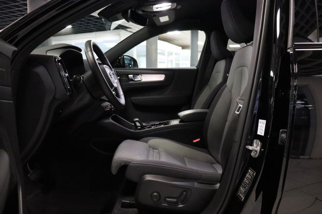 Fahrzeugabbildung Volvo XC 40 XC40 Plus Dark AWD|H/K|AHK|LED|KAMERA|