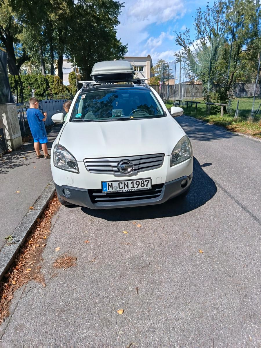 Nissan Qashqai+2 2009 — photo 15