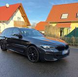 BMW 520d Touring A -Standhzg Pano Laser Komfort HUD  - BMW 520 in Erfurt