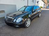 Mercedes-Benz E 500 T AVANTGARDE 7G 388PS - gebrauchte Mercedes-Benz E 500 aus dem Jahr 2006