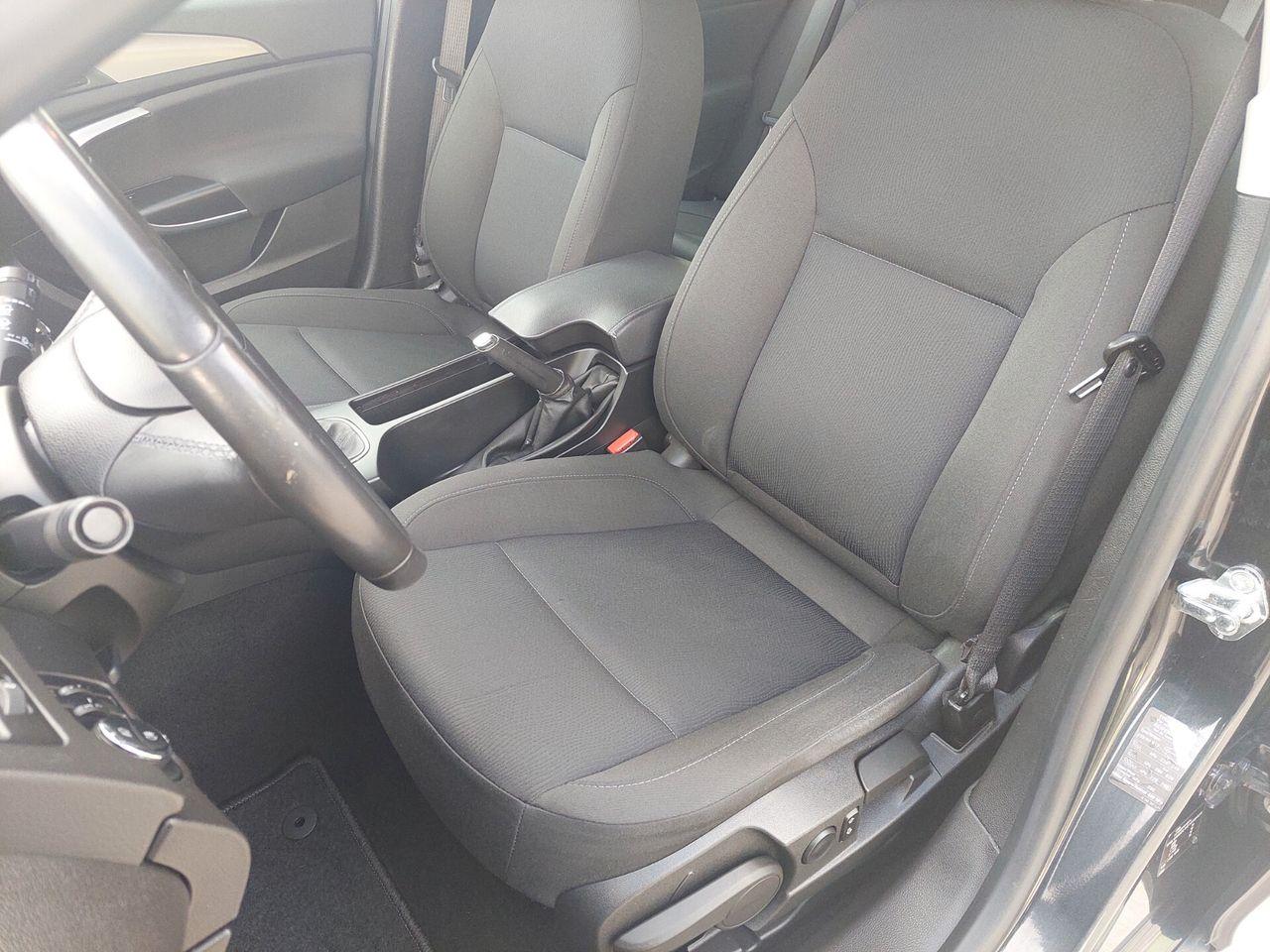 Opel Insignia 2011 — photo 15